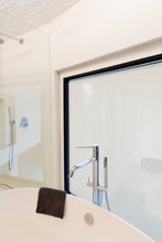 Afbeelding in Gallery-weergave laden, SQUID textile window foil opaque versus transparent bathroom color chalk